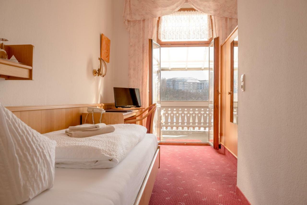 Hotel-Pension Heimburg Bad Elster Exteriör bild